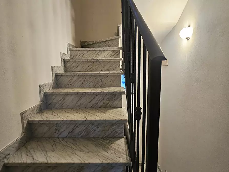 Immagine 32 di Villa in vendita  a Sarzana