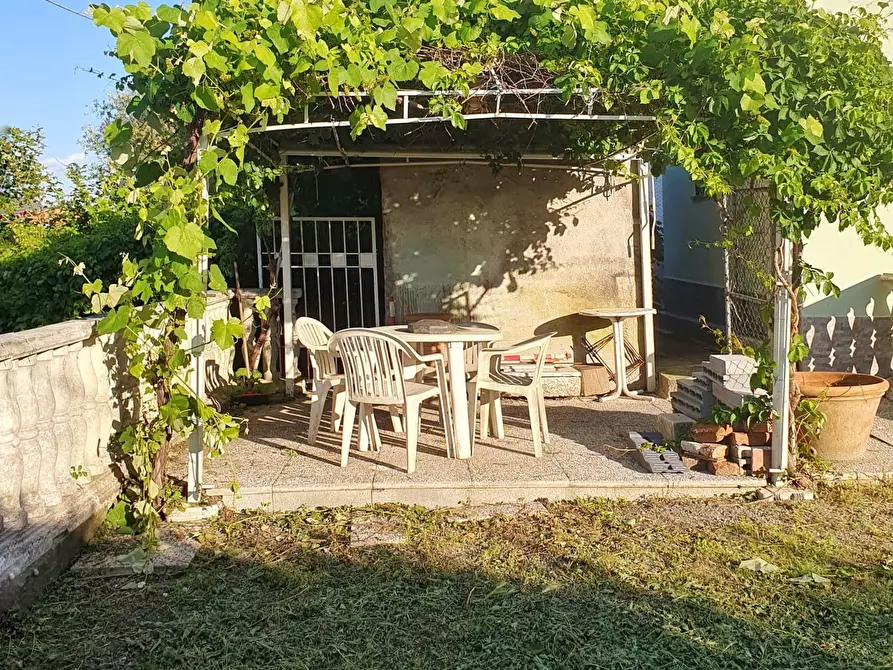 Immagine 28 di Porzione di casa in vendita  in Via Montecavallo a Sarzana