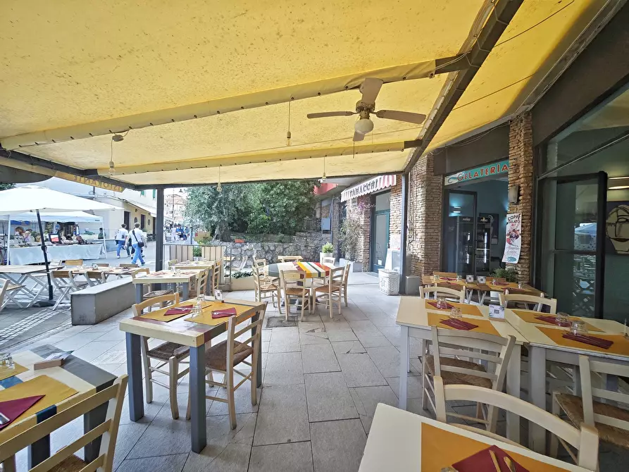 Immagine 37 di Locale commerciale in vendita  in Località Fiascherino 7 a Lerici