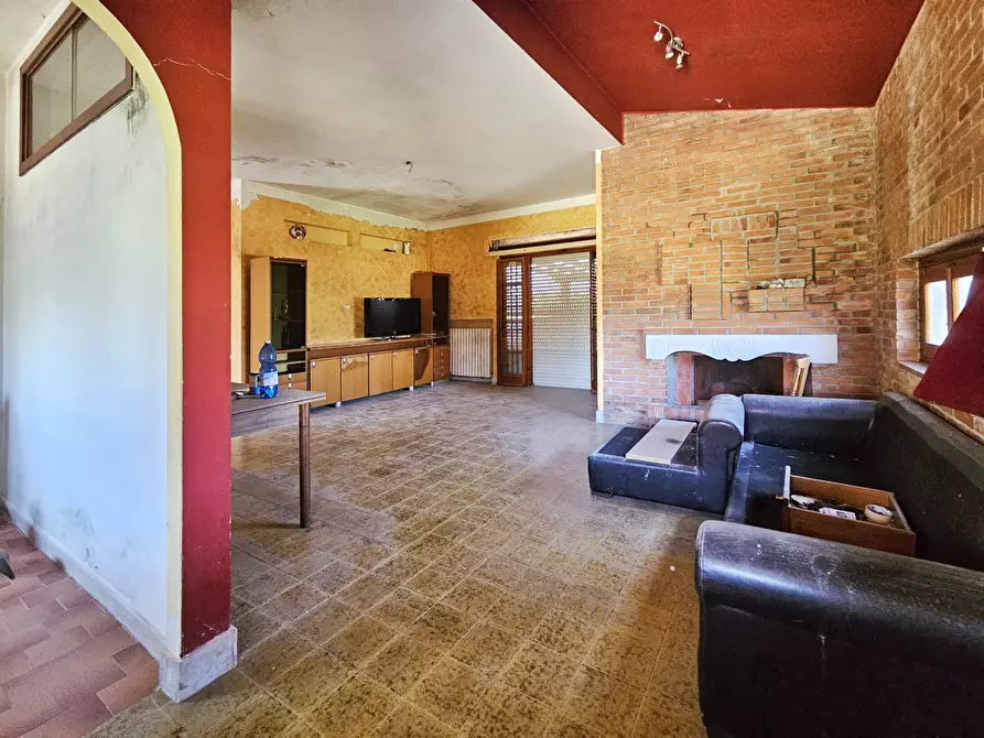 Immagine 20 di Villa in vendita  in Via Dogana 10 a Ortonovo