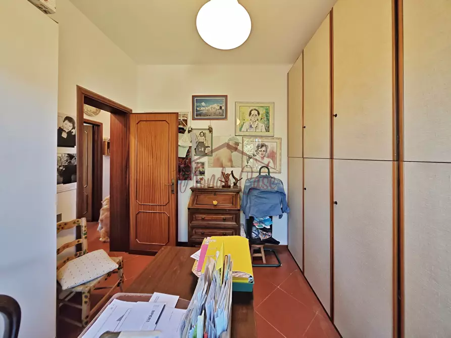 Immagine 55 di Villa in vendita  in Via Forano 9 a Ameglia