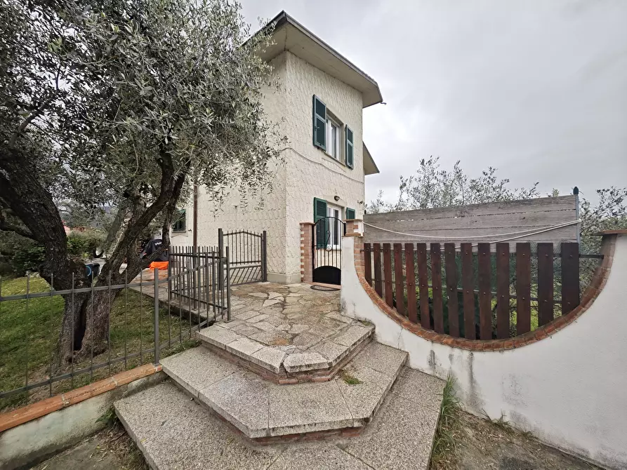 Immagine 41 di Porzione di casa in vendita  in Via Arena 15 a Ameglia