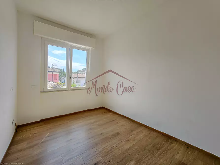 Immagine 24 di Porzione di casa in vendita  in Via dei Molini 148 a Sarzana