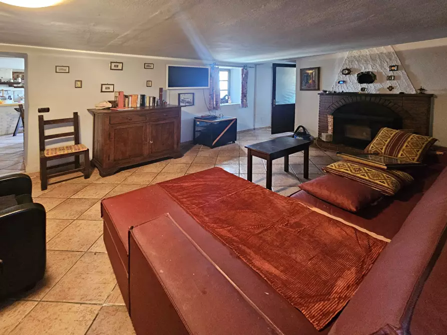 Immagine 18 di Porzione di casa in vendita  in Via Palazzina 8 a Fosdinovo