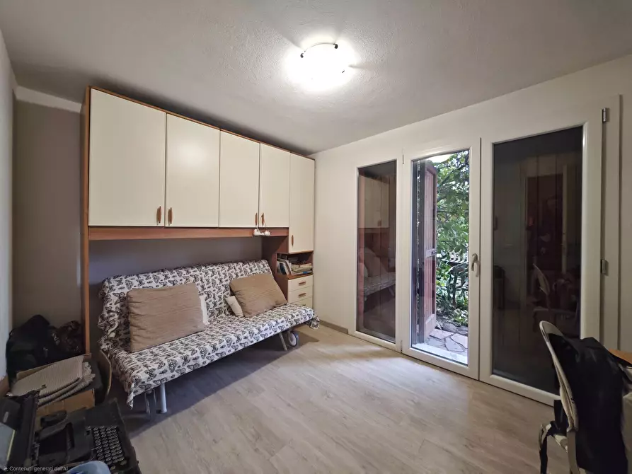 Immagine 10 di Pentalocale in vendita  in Via Salicello 153 a Castelnuovo Magra