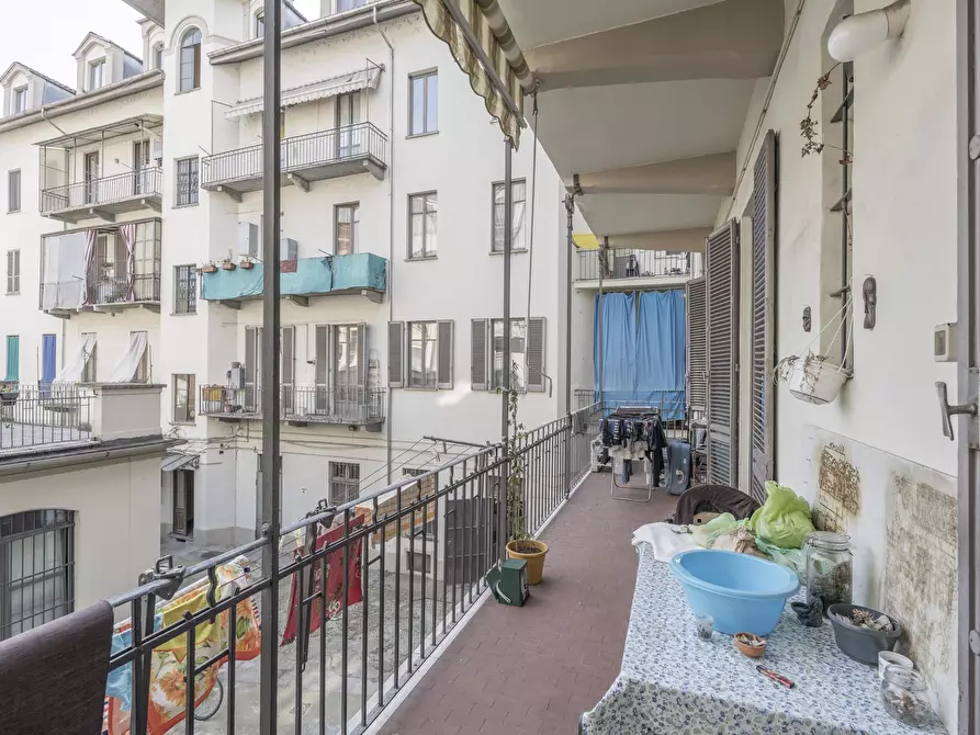 Immagine 25 di Pentalocale in vendita  in Via Michele Buniva 4 a Torino