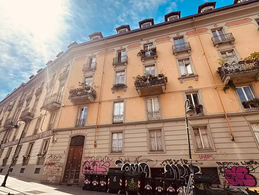 Immagine 1 di Mansarda in vendita  in Via Borgo Dora 3 a Torino
