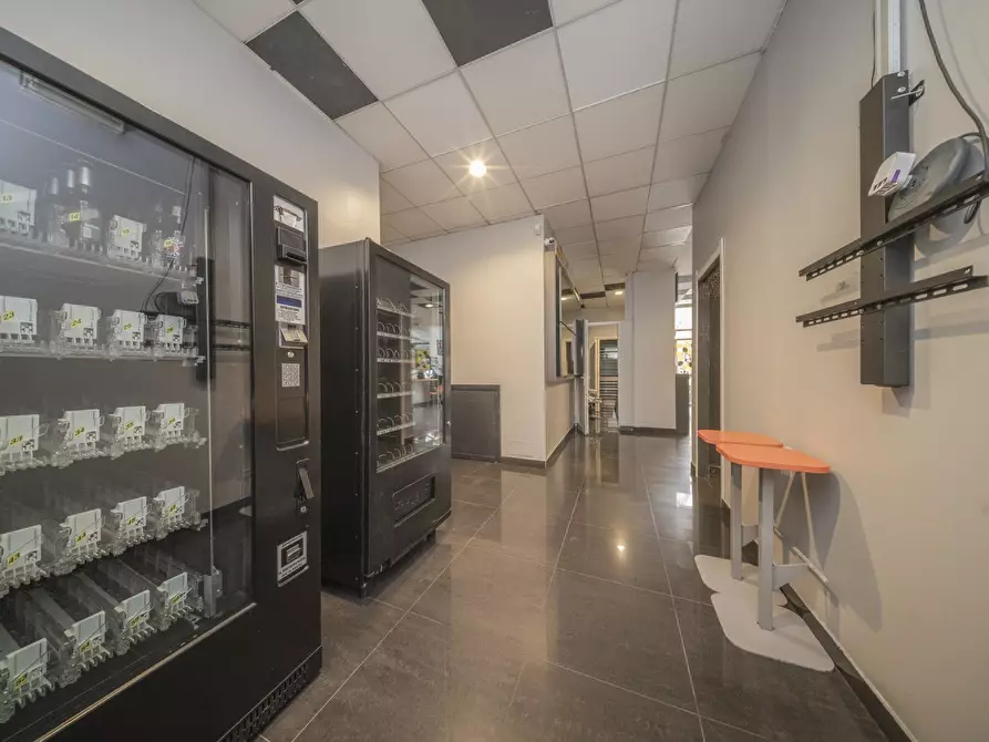 Immagine 16 di Bar / Ristorante in vendita  in Via Terni 25 a Torino