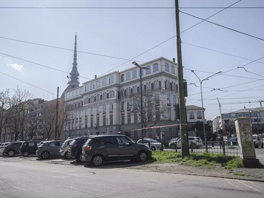 Immagine 2 di Mansarda in vendita  in Corso San Maurizio 25 a Torino