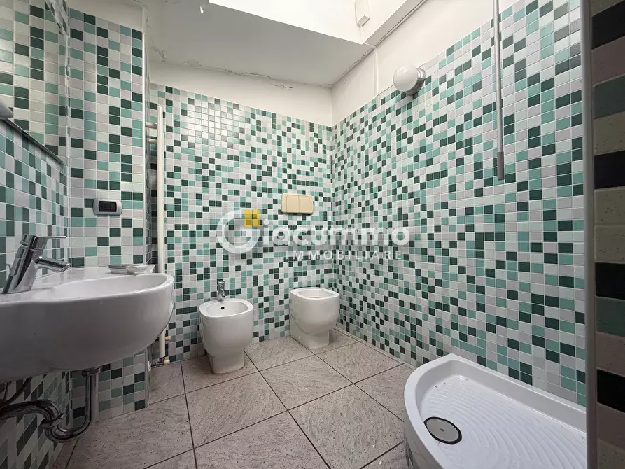 Immagine 19 di Pentalocale in vendita  in Via del Gallitello 91 a Potenza