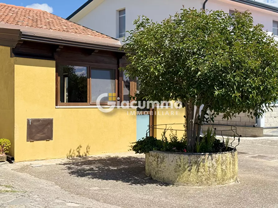 Immagine 1 di Villetta a schiera in affitto  in Strada Provinciale di Piano del Conte 8 a Avigliano