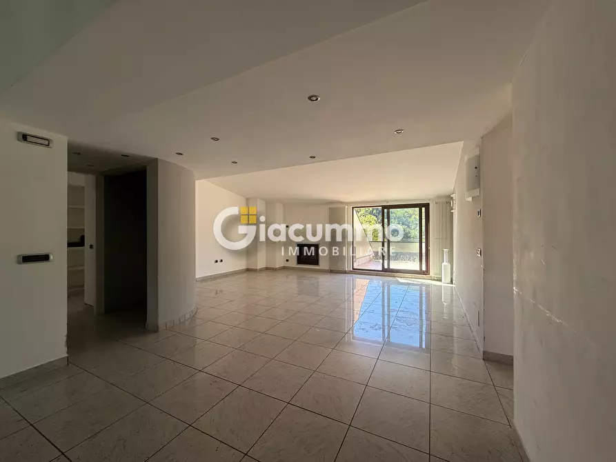 Immagine 15 di Pentalocale in vendita  in Via del Gallitello 91 a Potenza