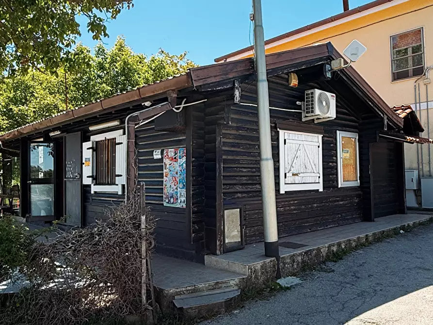 Immagine 2 di Bar / Ristorante in vendita  in Viale Della Libertà a Avigliano