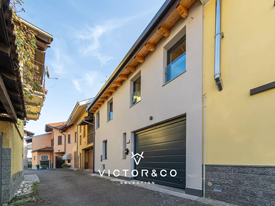 Immagine 30 di Villa in vendita  in Vicolo G. Brustio 1 a Galliate