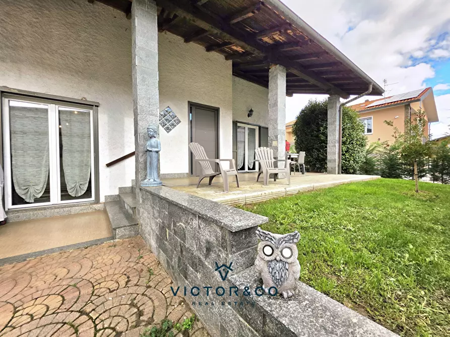 Immagine 45 di Villa in vendita  in Via Sempione sn a Marano Ticino