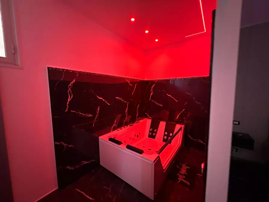 Immagine 15 di Appartamento in vendita  in Via Colonna Rotta a Palermo