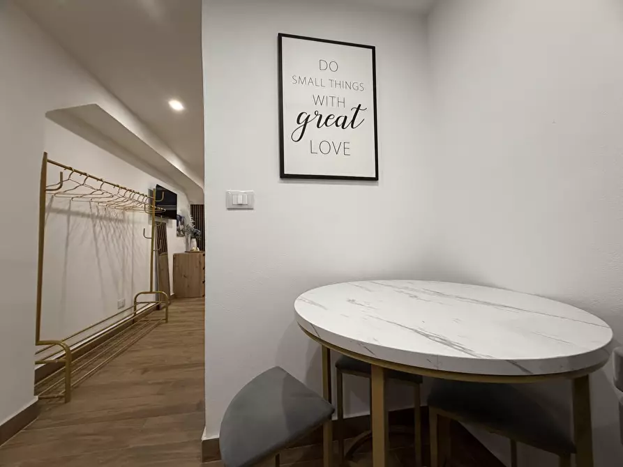 Immagine 3 di Appartamento in vendita  in Via Domenico Scinà a Palermo
