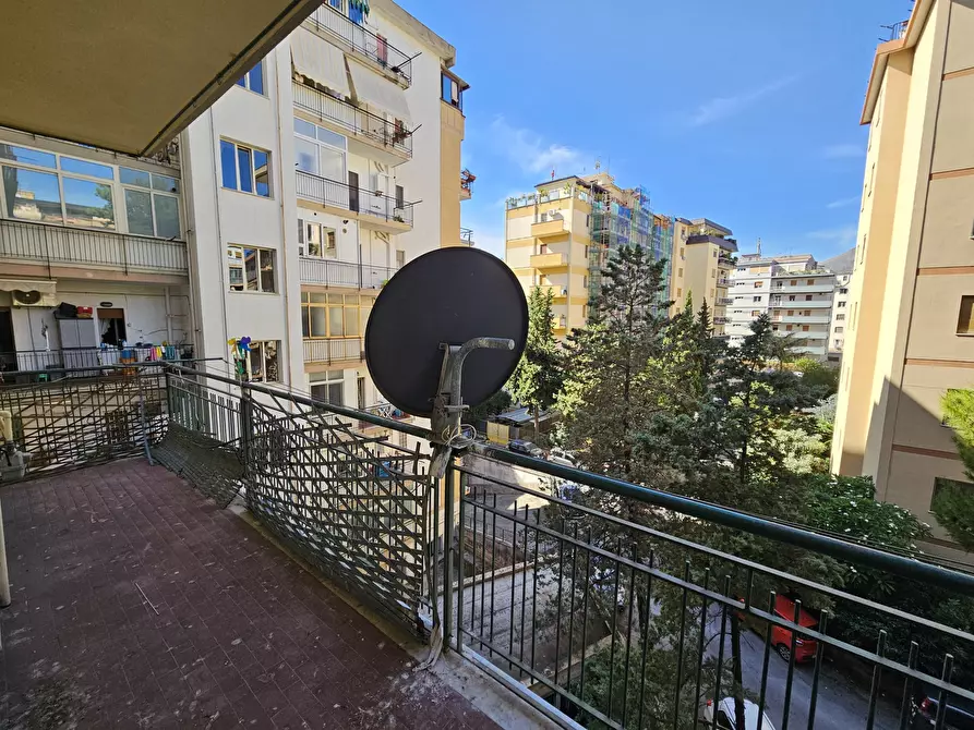 Immagine 15 di Appartamento in vendita  a Palermo