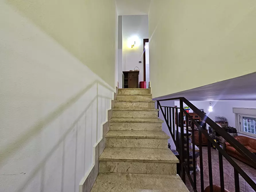 Immagine 13 di Villa in vendita  a Altofonte