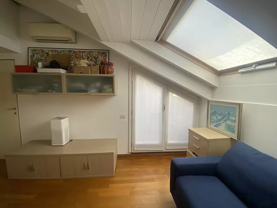 Immagine 43 di Trilocale in vendita  in Via Catalani 1 a Monza