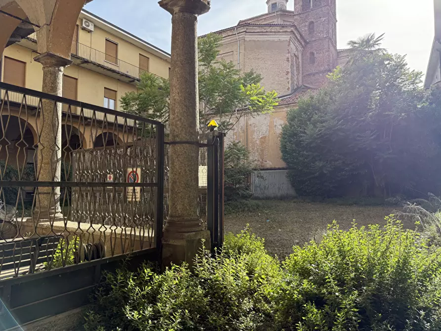 Immagine 28 di Palazzo in vendita  in Via San Gaudenzio 11 a Novara