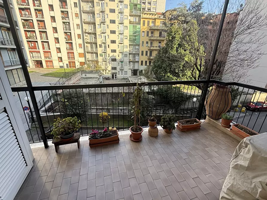 Immagine 41 di Pentalocale in vendita  in Via Roberto Moroni 7A a Sesto San Giovanni
