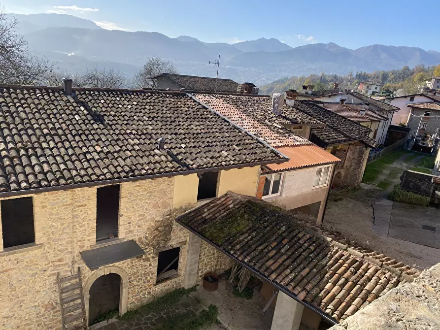 Immagine 26 di Rustico / casale in vendita  in Via Montini a Preseglie