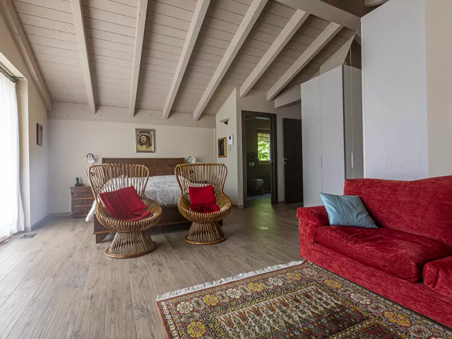 Immagine 49 di Villa in vendita  in Via Colombèe 11 a Colico