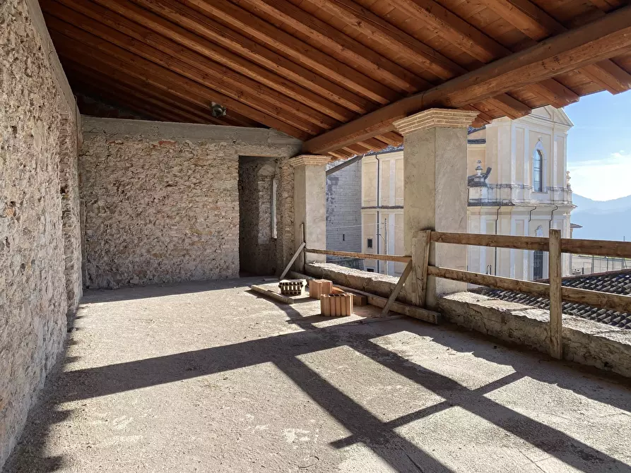 Immagine 56 di Rustico / casale in vendita  in Via Montini a Preseglie