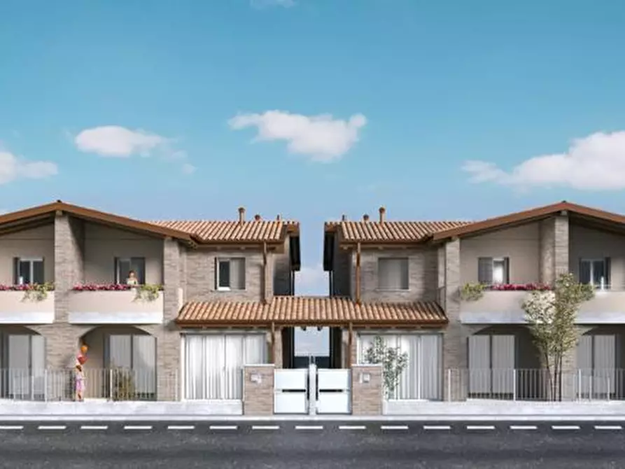 Immagine 4 di Villetta a schiera in vendita  a Collecchio