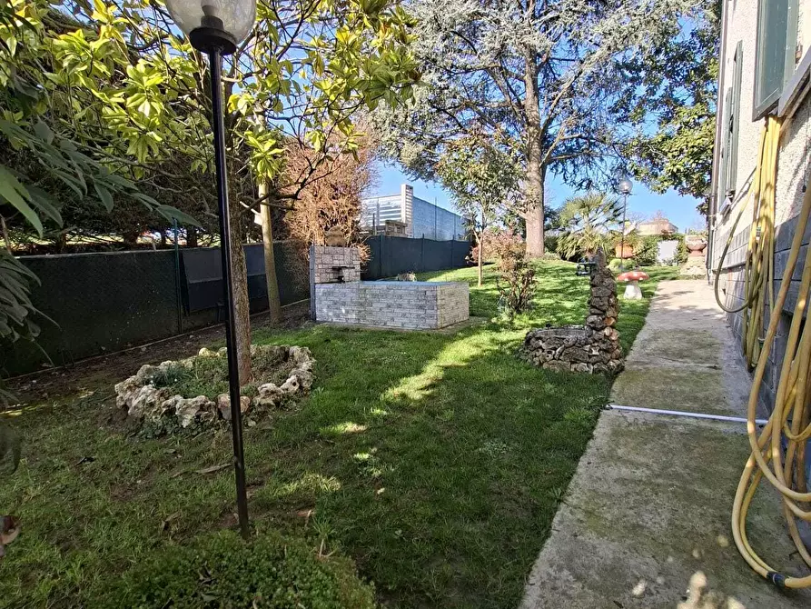 Immagine 5 di Casa bifamiliare in vendita  a Salsomaggiore Terme