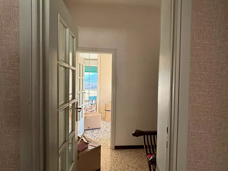 Immagine 33 di Casa trifamiliare in vendita  a Varano De' Melegari