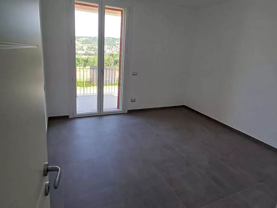 Immagine 22 di Trilocale in vendita  a Medesano