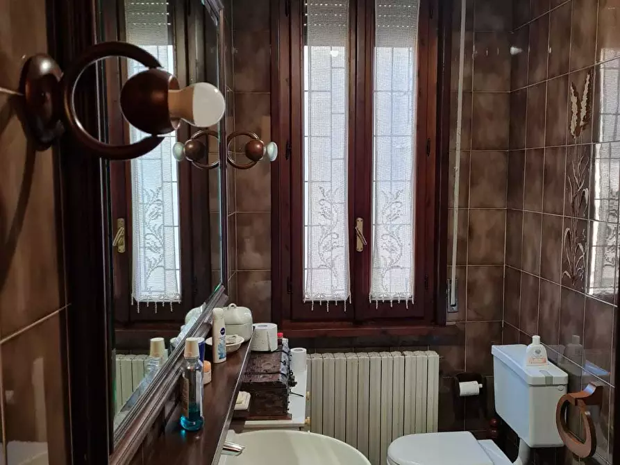 Immagine 14 di Casa bifamiliare in vendita  a Fornovo Di Taro