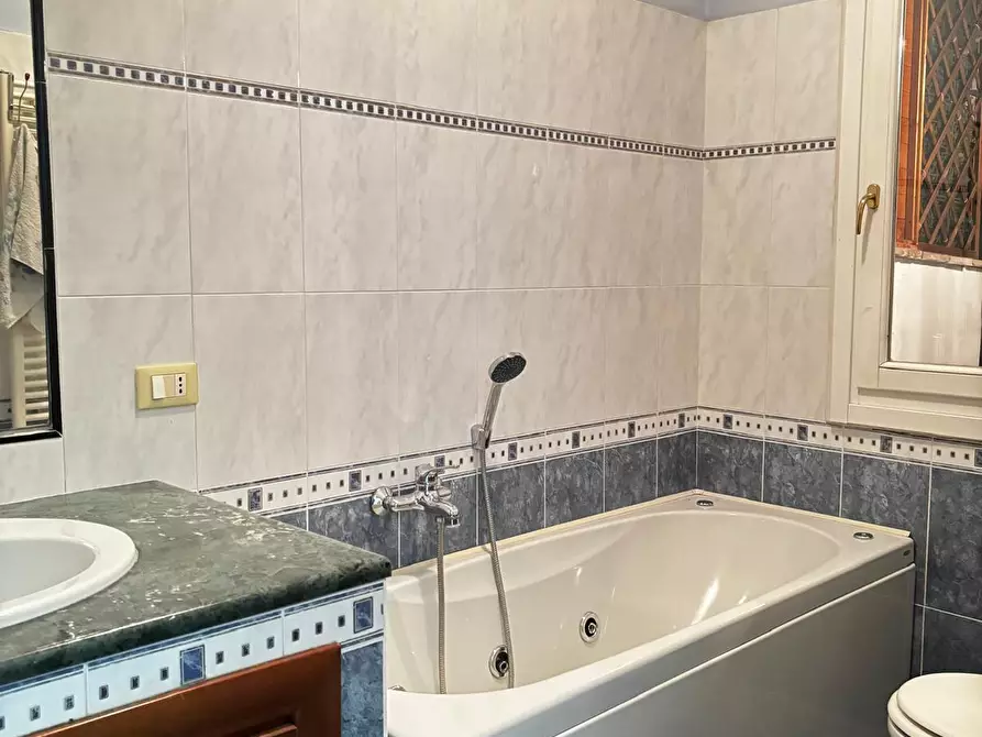 Immagine 16 di Trilocale in vendita  a Salsomaggiore Terme