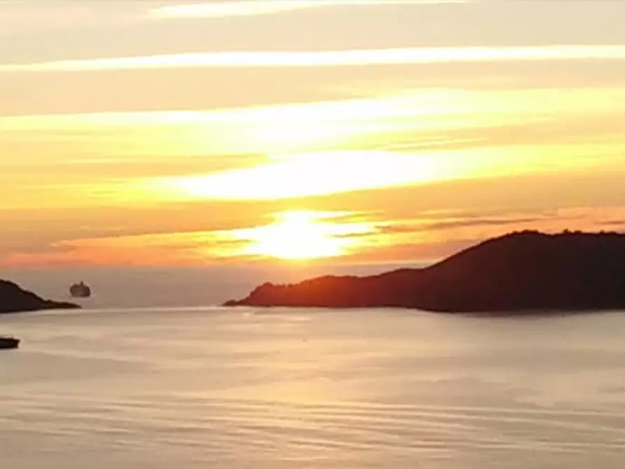 Immagine 5 di Trilocale in affitto  a La Spezia