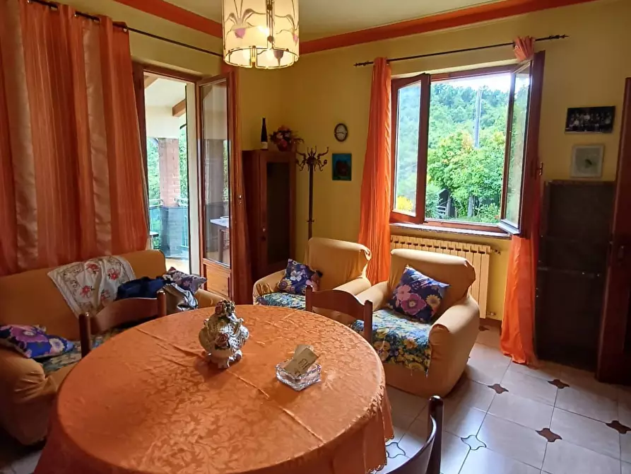 Immagine 5 di Casa indipendente in vendita  a Valmozzola