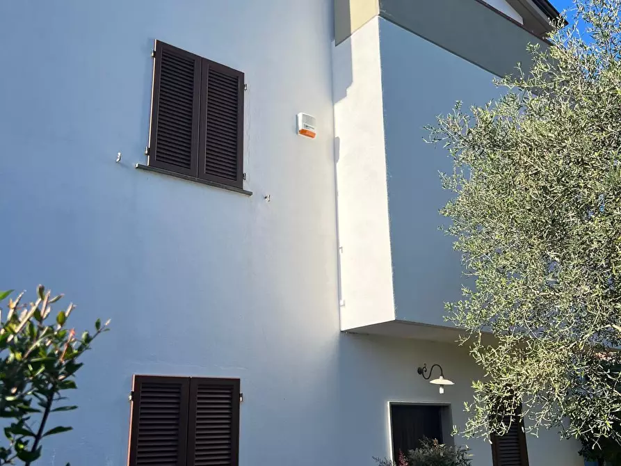 Immagine 3 di Villetta a schiera in vendita  a Sarzana