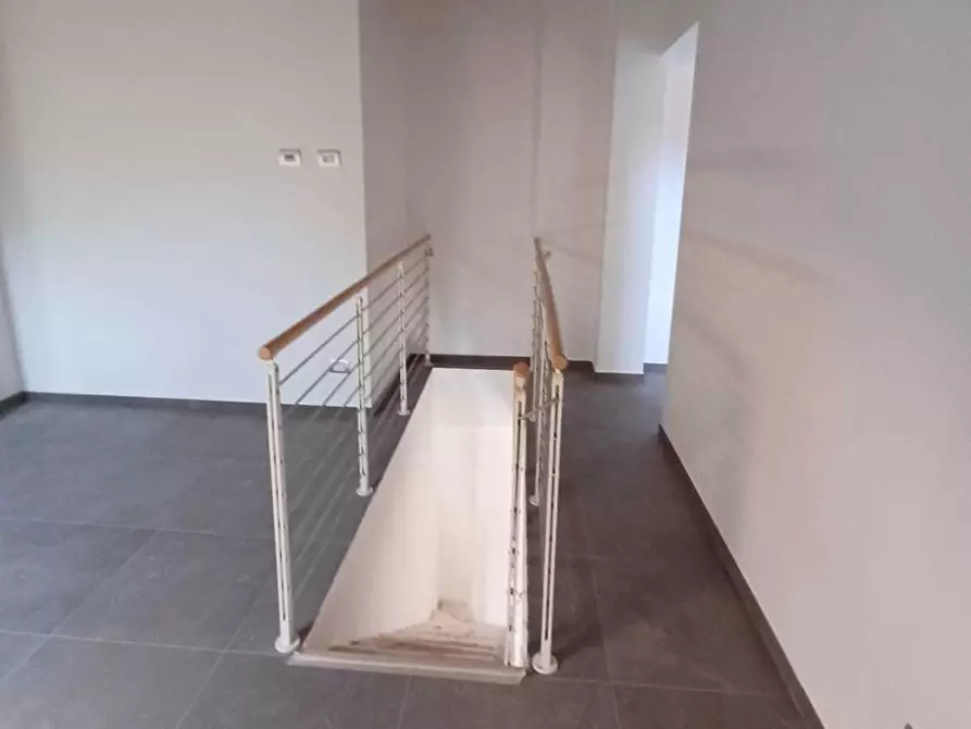 Immagine 26 di Trilocale in vendita  a Medesano