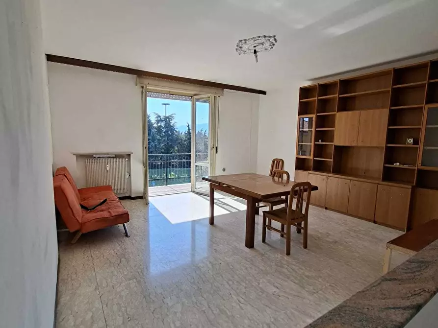 Immagine 25 di Trilocale in vendita  a Medesano