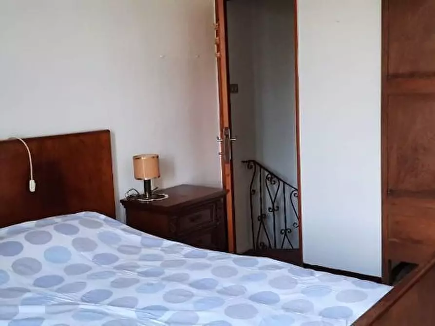 Immagine 10 di Bilocale in affitto  a Solignano