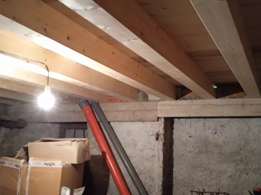 Immagine 36 di Terratetto in vendita  in Strada Per Piazza-Sivizzano a Fornovo Di Taro