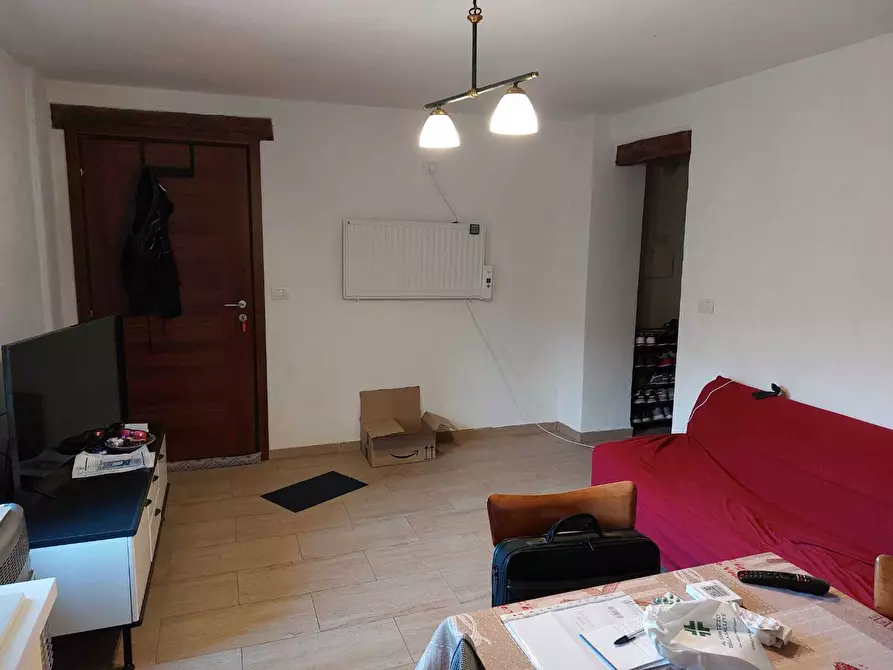 Immagine 1 di Bilocale in affitto  a Medesano