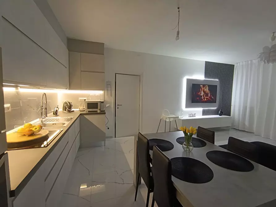 Immagine 5 di Quadrilocale in vendita  a Fornovo Di Taro