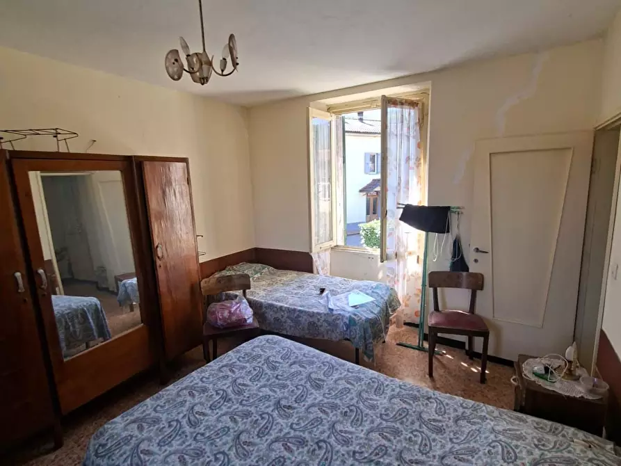 Immagine 17 di Casa indipendente in vendita  a Bore