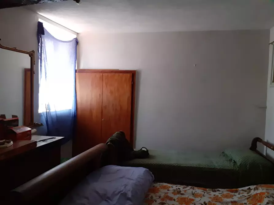 Immagine 10 di Terratetto in vendita  a Terenzo