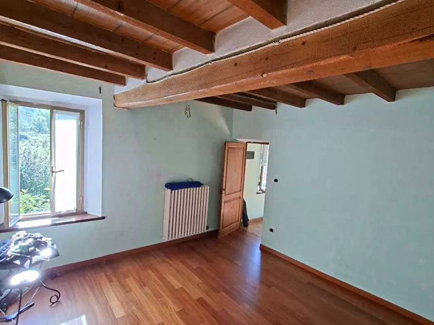 Immagine 16 di Porzione di casa in vendita  a Fornovo Di Taro