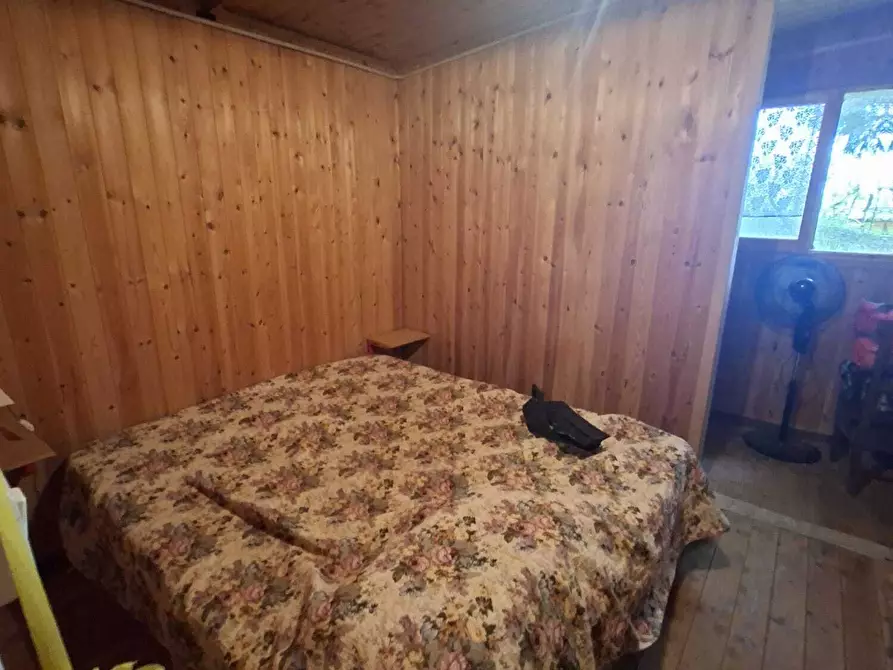 Immagine 18 di Casa indipendente in vendita  a Medesano