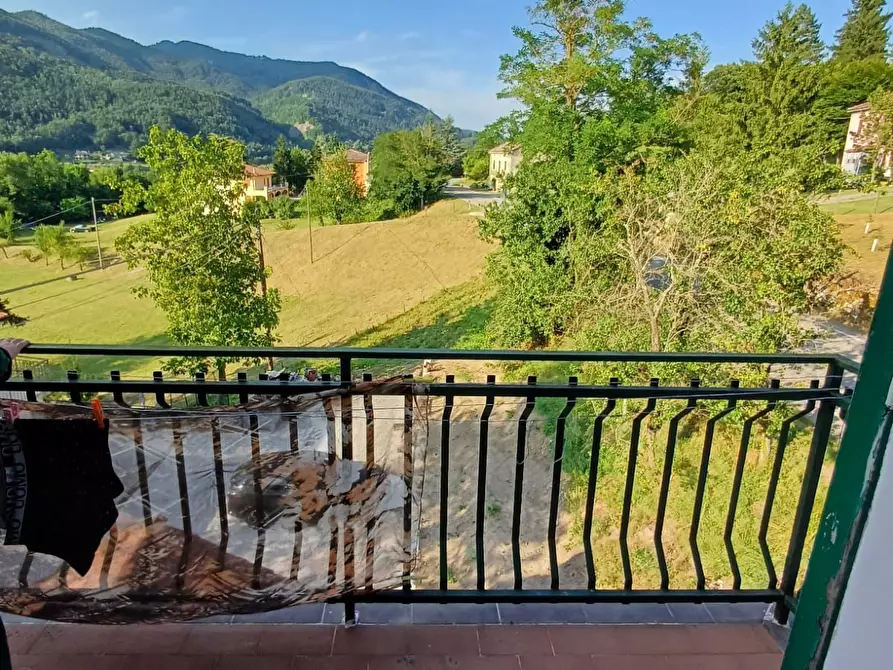 Immagine 18 di Trilocale in vendita  a Borgo Val Di Taro