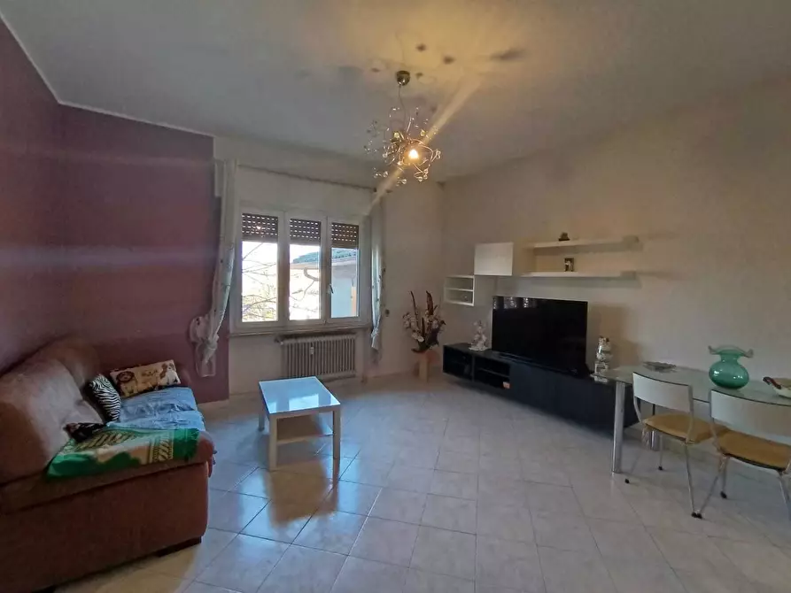 Immagine 8 di Stanza singola in affitto  a Collecchio